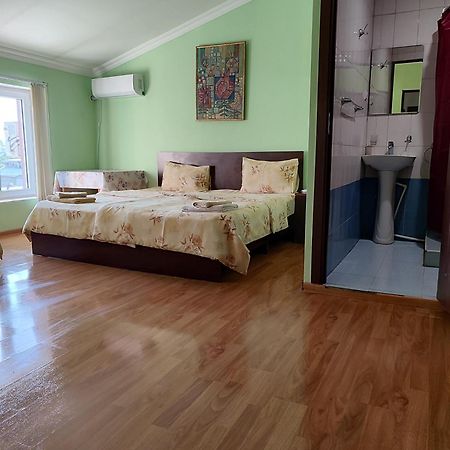 Bonjour House Hotel Yerevan Exterior photo